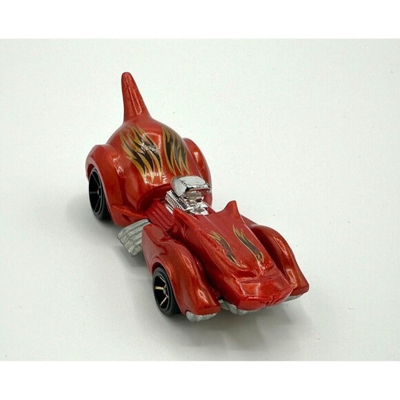 2016 HOT WHEELS PURRFECT SPEED RED 1:64 DIECAST 3 1/4" CAT CAR W/ GOLD FLAMES - Picture 1 of 6